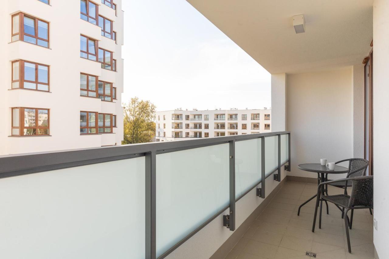 Metro Targowek Homely Apartment Varsó Kültér fotó