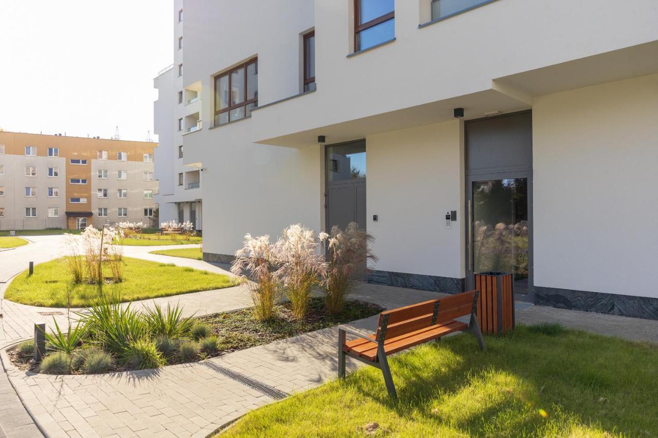 Metro Targowek Homely Apartment Varsó Kültér fotó